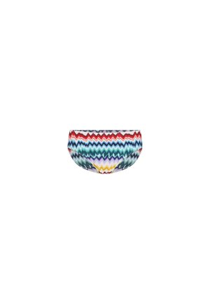 Bas de bikini court à motif zigzag avec des rayures multicolores en rouge, bleu, vert, jaune et violet sur fond blanc.