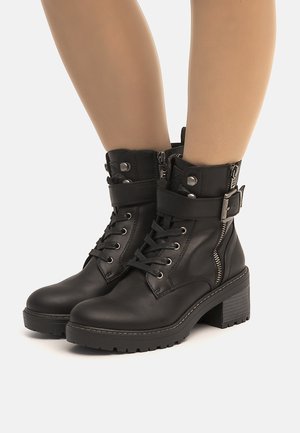 mtng Botines con cordones - black