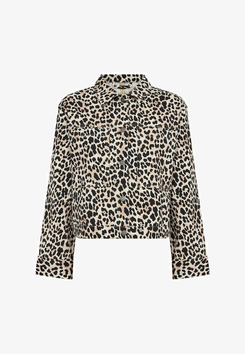 Beiger, taillierter Jeansjacke mit schwarzem Leopardenmuster, ausgestattet mit einem spitzen Kragen, langen Ärmeln und einer Knopfleiste vorne.