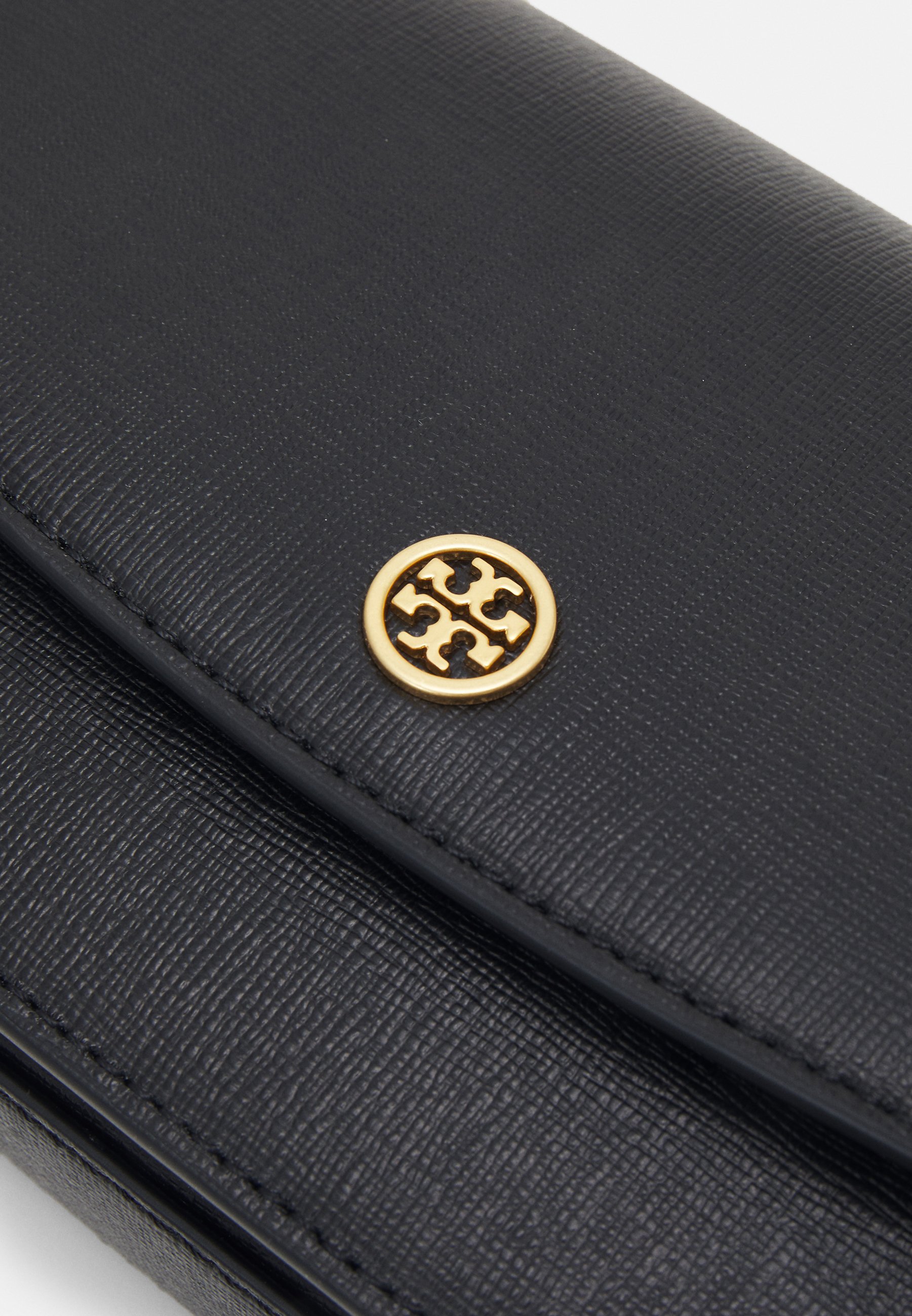tory burch robinson envelope wallet