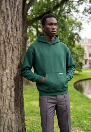 Dropsize, SUPER HEAVY BLANK - Hoodie - green