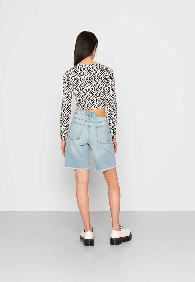 Damen Kleider | Noisy May NMDREW DESTROY BERMUDA Jeans Shorts light blue denim/light-blue denim - UV42770 Damen Kleider | Noisy May NMDREW DESTROY BERMUDA Jeans Shorts light blue denim/light-blue denim - UV42770