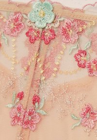 Yamamay MELISSA  - String - light rose floral