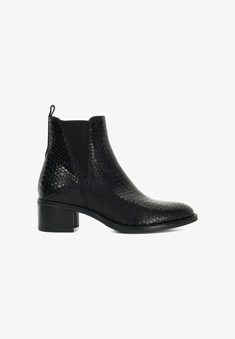 Bottes noires en cuir jusqu'à la cheville avec un motif en peau de serpent texturée, des panneaux élastiques sur les côtés et un petit talon carré. Idéales pour un style polyvalent.