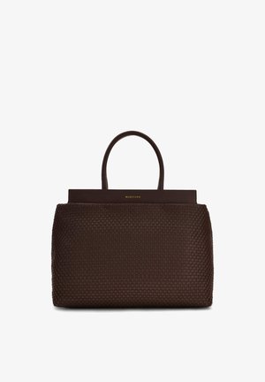 Brązowa pleciona torba typu tote z dwoma uchwytami i logo "Marciano" w złotych literach na górnym środkowym pasku.