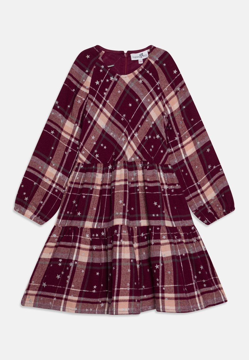 Abito a quadri bordeaux con maniche lunghe, caratterizzato da motivi a stelle argentati, scollo tondo e design a balze. Tessuto simile al cotone.