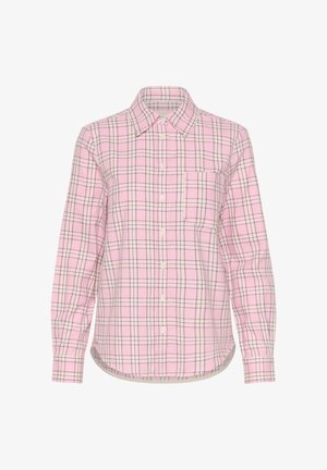 Chemise à carreaux rose à manches longues, avec une poche, un ourlet arrondi et un motif de grille contrasté noir et blanc.