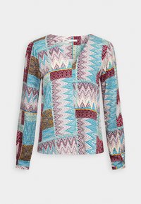 Δεν επιλέχθηκε, molten lava