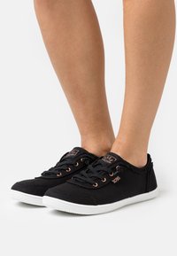 Skechers Wide Fit - BOBS B CUTE - Sneakers basse - black Immagine in miniatura 1