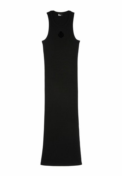 Robe débardeur noire à côtes avec une silhouette ajustée, présentant un col rond et un accent florale au niveau de la poitrine. Fabriquée dans un tissu extensible.
