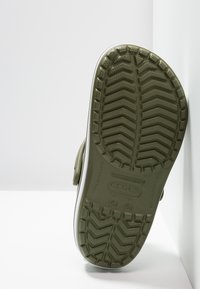 Crocs UNISEX - Sabots - army green/white