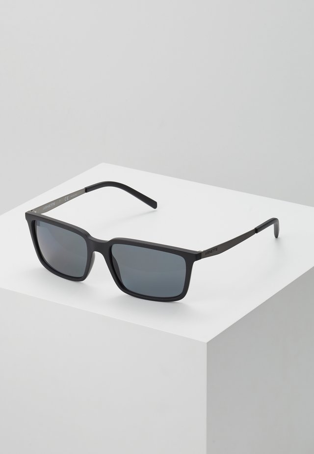 Sunglasses - matte black