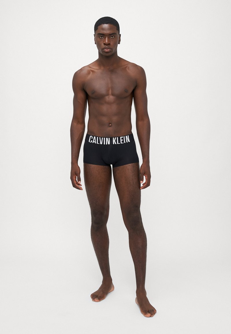 Calvin Klein Underwear LOW RISE TRUNK INTENSE POWER 3 PACK - Ozke boksarice - black/syrah/sand brown