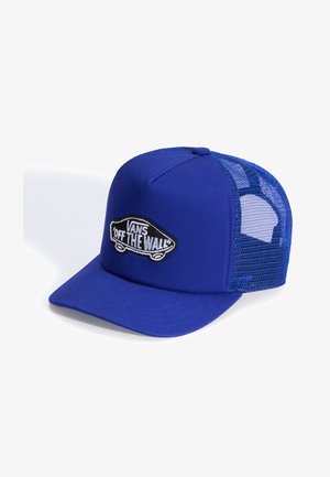Blå Vans trucker kasket med net ryg og "Vans Off The Wall" logo patch på frontpanelet, vinklet mod højre på en hvid baggrund.