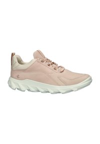 Sneaker rosa chiaro con una tomaia in pelle liscia e dettagli in rete, punta arrotondata e una suola bianca robusta con un motivo geometrico.