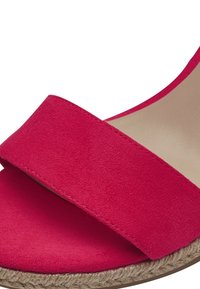 Tamaris Espadrillid - pink