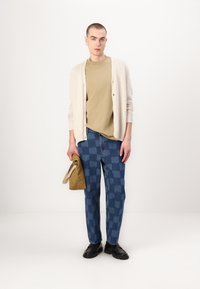 Marimekko BARREL JÄKÄLÄ UNISEX - Jeans baggy - mid indigo