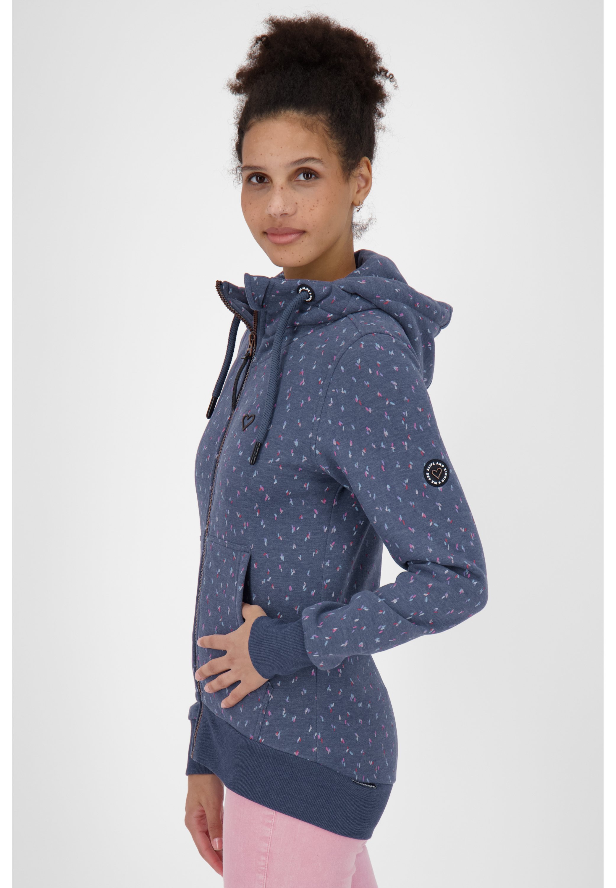 alife \u0026 kickin YASMIN - Zip-up 