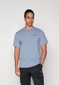 Nike Performance HYVERSE - Camiseta deportiva - ashen slate/black