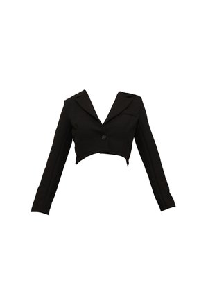 Schwarze kurze Jacke mit langen Ärmeln, strukturierten Schultern, Reverskragen und einem einzigen Knopfverschluss. Texturiert.