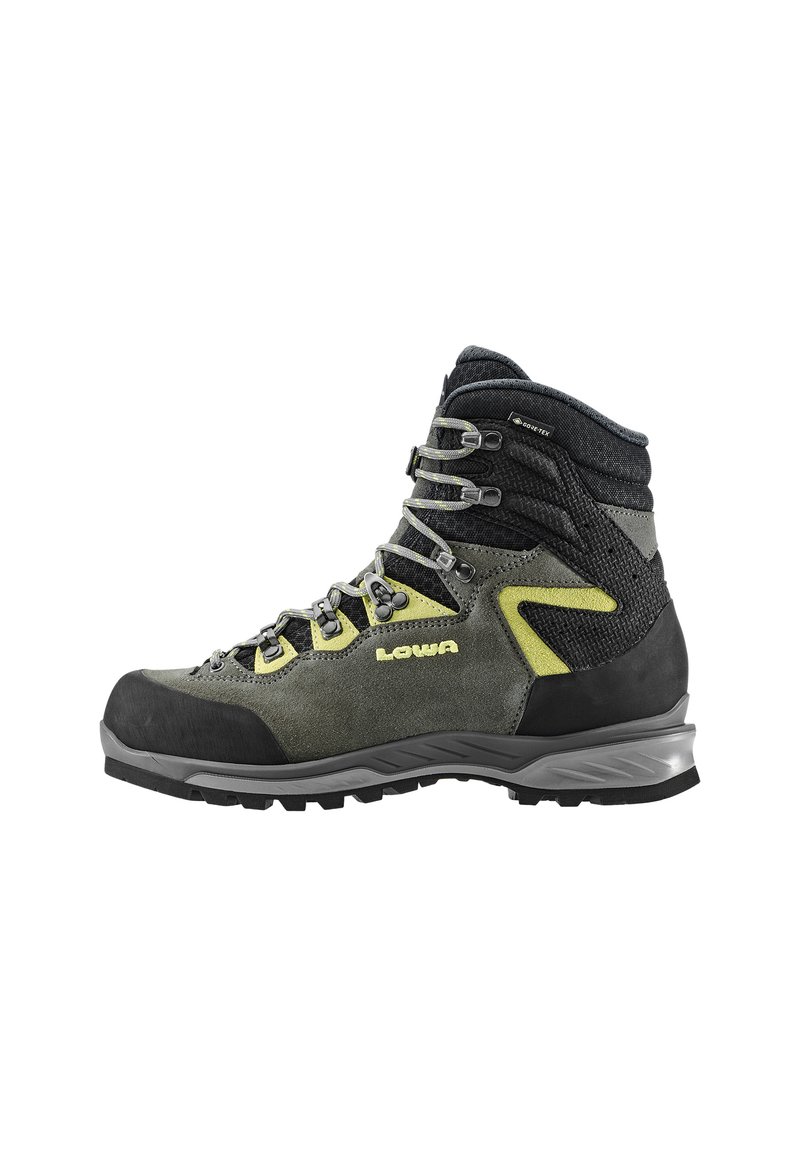 Grauer und schwarzer Wanderschuh mit gelben Akzenten, aus Wildleder und Mesh gefertigt, mit Metallösen, einer robusten Sohle und Knöchelunterstützung.
