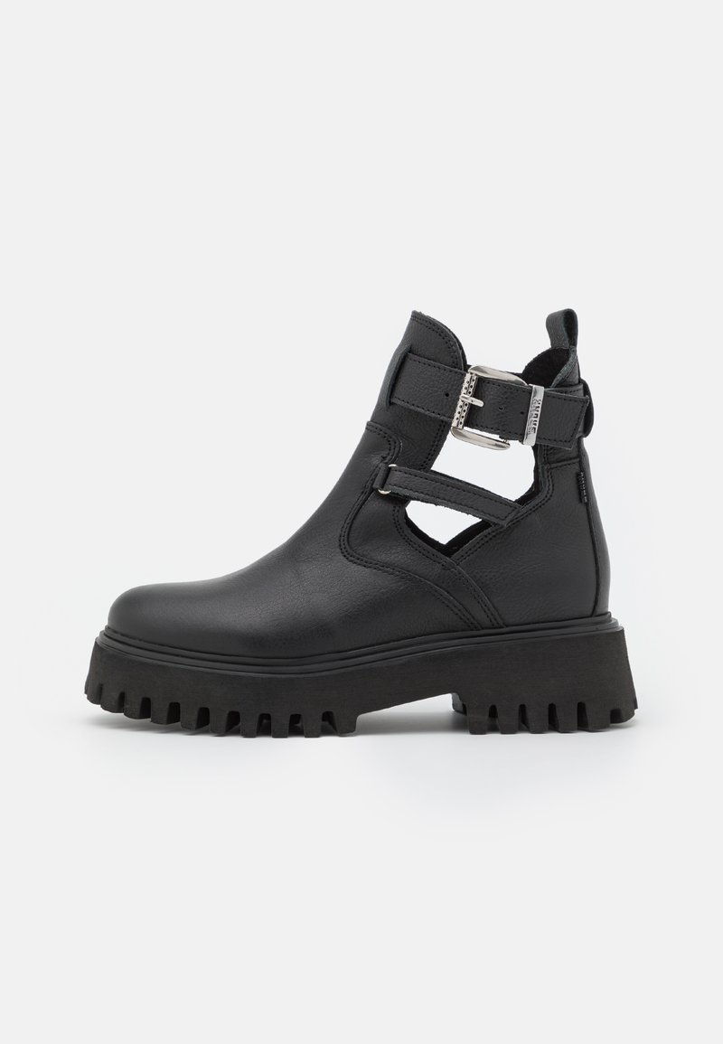 Botine cu platformă