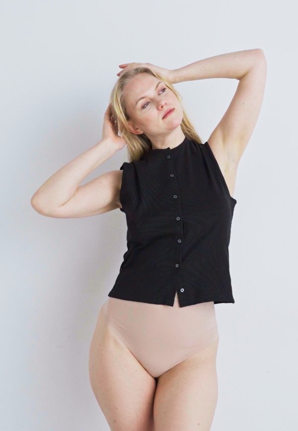 SHAPEWEAR SCULPTED FIRM THONG STAY PUT  - Shapewear - cedar4