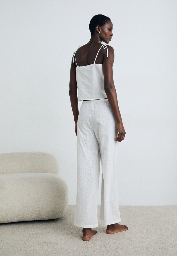 PYJAMA EMBROIDERY ANGLAIS - Pyjama bottoms3