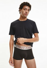 Calvin Klein Underwear LOW RISE TRUNK 3 PACK CKR STEEL MICRO - Uske bokserice - black
