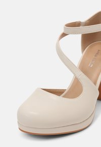 Anna Field Saltos altos - off-white