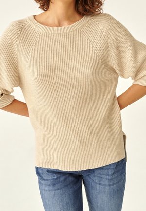 Sweter