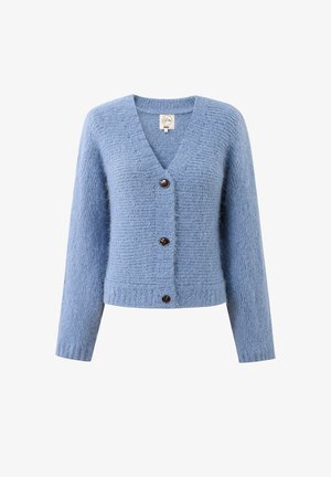 Helles, blaues Strick-Cardigan mit V-Ausschnitt, langen Ärmeln und drei großen, dunklen Knöpfen auf der Vorderseite.