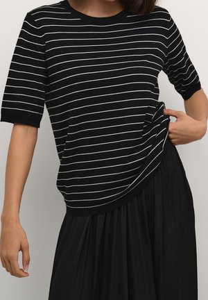 Triko s potiskem - black