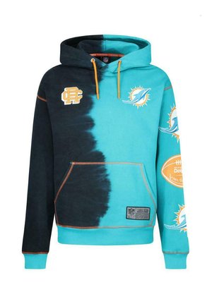 Hættetrøje med et gradientdesign fra mørk navy til teal, med logoer og grafikker i orange og hvid. Blødt stof, frontlomme.