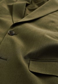 WE Fashion THE FLEX SUIT - Švarkas - green