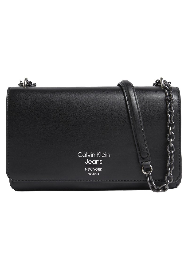 Calvin Klein Jeans SCULPTED FLAP Across body bag black Zalando.co.uk