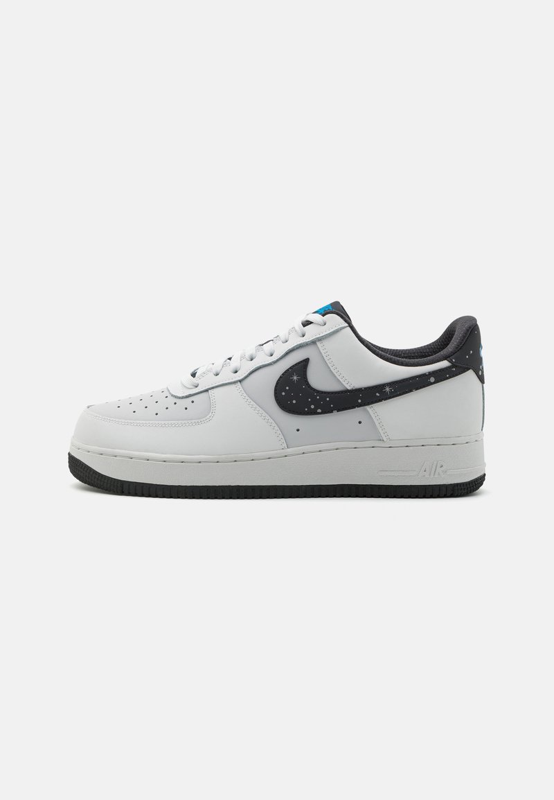 Nike Sportswear - AIR FORCE 1 07  - Trainers - summit white/anthracite/photon dust/photo blue, Enlarge