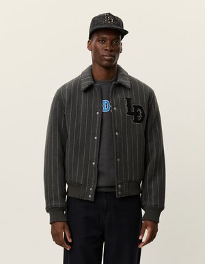 VARSITY PINSTRIPE - Bomberjacks - raven grey