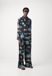 Heathe EKO SHIRT - Marškiniai - black