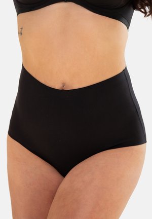 Hochgeschnittene schwarze Unterwäsche aus glattem Stoff mit nahtlosem Design und subtiler glänzender Oberfläche, die eine klassische, minimalistische Silhouette bietet.