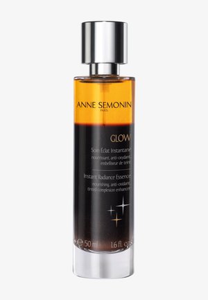 GLOW - INSTANT RADIANCE ESSENCE - Toner - -