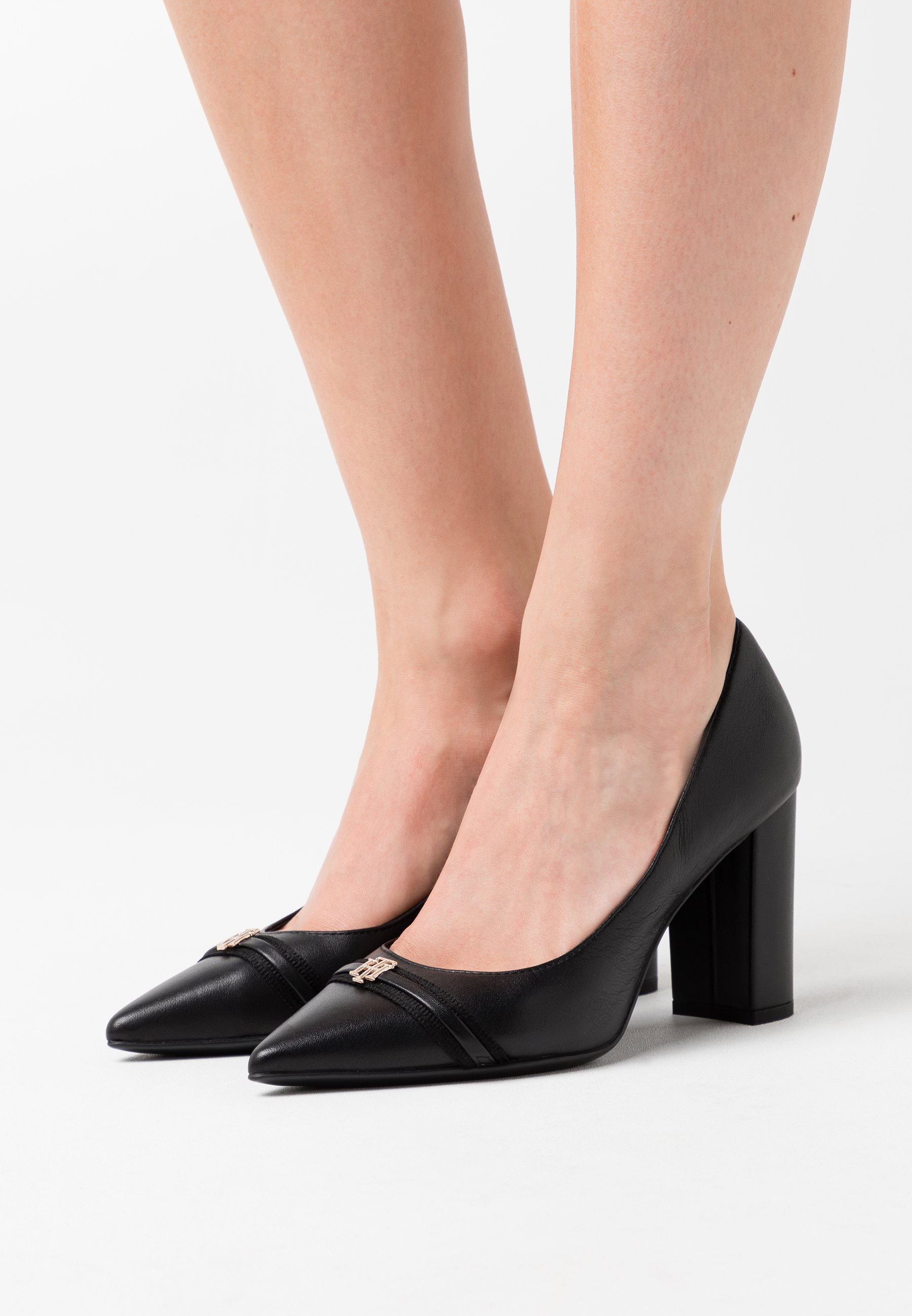 Tommy Hilfiger BLOCK BRANDING HEEL - Klassieke pumps - black/Zwart -  Zalando.nl