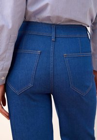 Next DOUBLE BUTTON CROPPED WIDE LEG - Alt laienevad teksad - bright blue