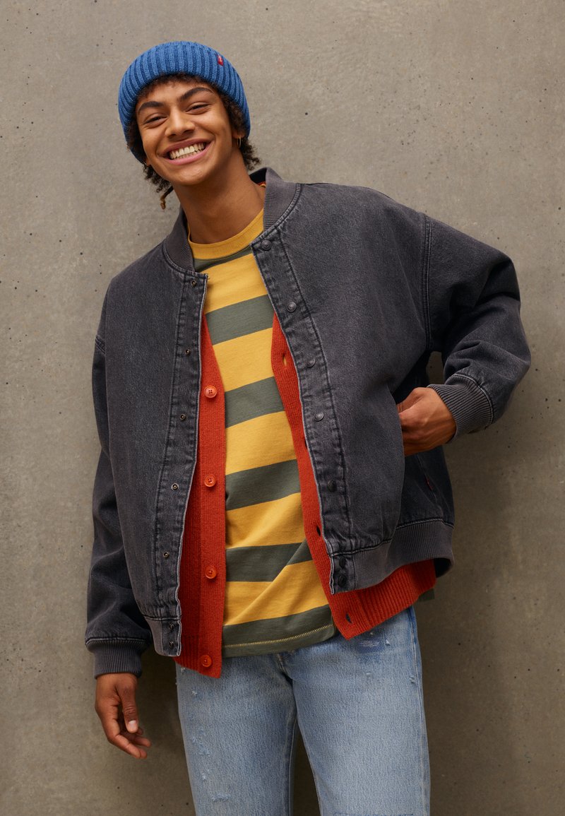 Levi's® CHESTNUT VARSITY JACKET UNISEX Bomber Jacket grey denim