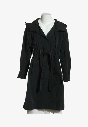 MONCLER, COAT BLACK - Parka - black
