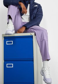 The North Face Zimní bunda - dark blue