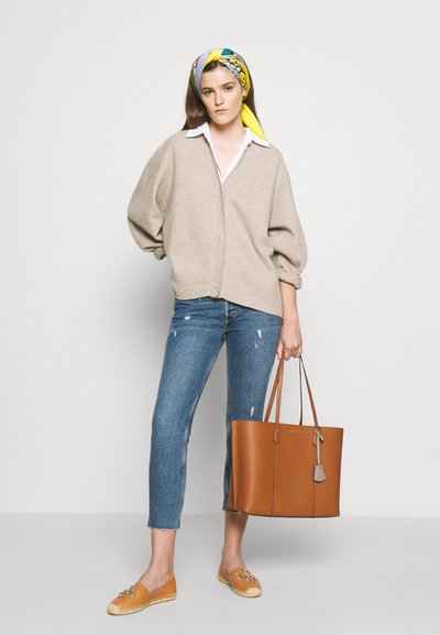 Tory Burch PERRY TRIPLE COMPARTMENT TOTE - Shopping bag - light umber