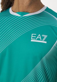 EA7 Emporio Armani TEE GRAPHIC - Sportfelső - spectra green
