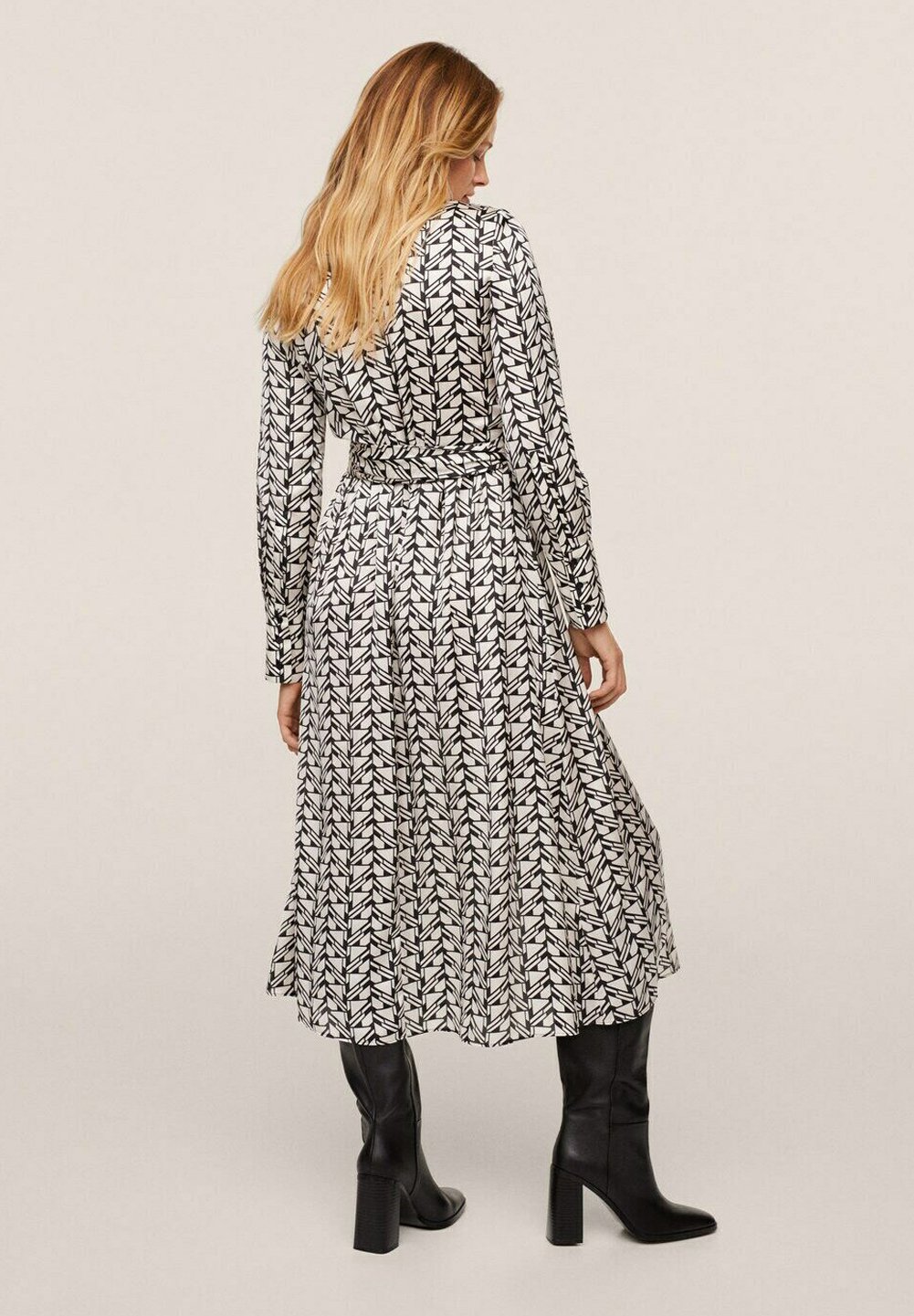 Mango VOLGA - Abito a camicia - ecru/avorio - Zalando.it
