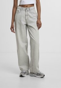 Valimata, light silver grey washed